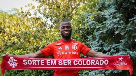 Enner Valência falou para a torcida colorado em entrevista pela primeira vez