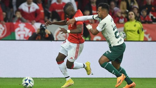 Enner Valencia não conseguiu marcar seu primeiro gol pelo Colorado em sua estreia no Beira-Rio