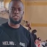 Enner Valencia, do Inter, faz doações em igreja de Porto Alegre e faz coro: 'Vamos ajudar'