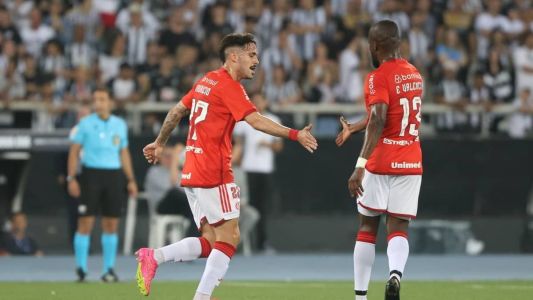 Enquanto Maurício lidera o ranking de goleadores do Inter no Brasileiro, enquanto Valencia ainda não balançou as redes