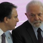 Ensino em tempo integral não é só deixar alunos na escola o dia inteiro, diz Lula ao sancionar programa