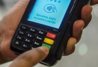 Como economizar com o cartão de crédito sem cair em dívidas