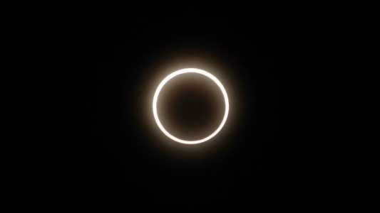 Entenda o que é o eclipse anular do Sol, que será visível do Brasil na próxima semana