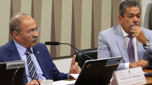 Entidade indígena pede afastamento dos senadores Chico Rodrigues (esq.) e Dr. Hiran (dir.) de comissão Yanomami