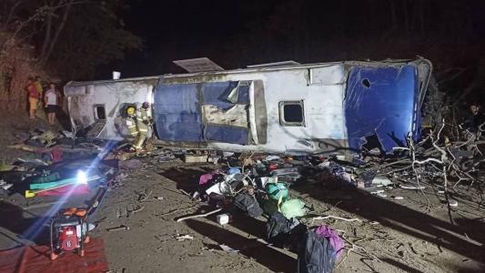 Entre as vítimas havia crianças e adultos; a rodovia precisou ser interditada