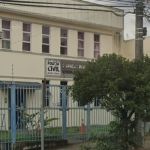 Mulher descobre que companheiro tem outra namorada e dá tiro na casa do jovem em BH