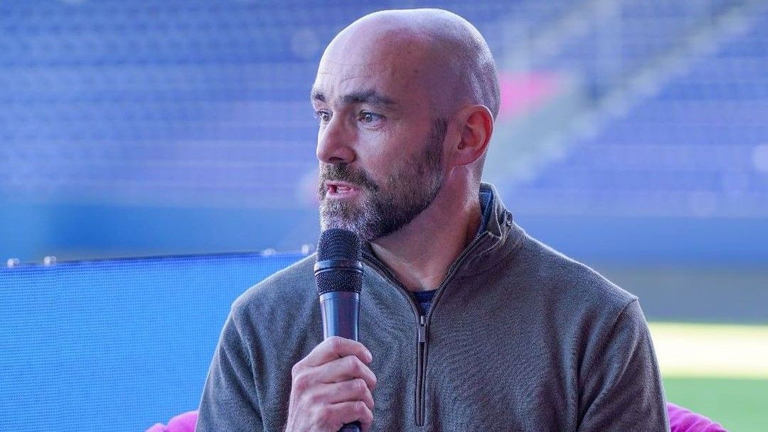 Equador demite técnico Félix Sánchez após queda para a Argentina na Copa América