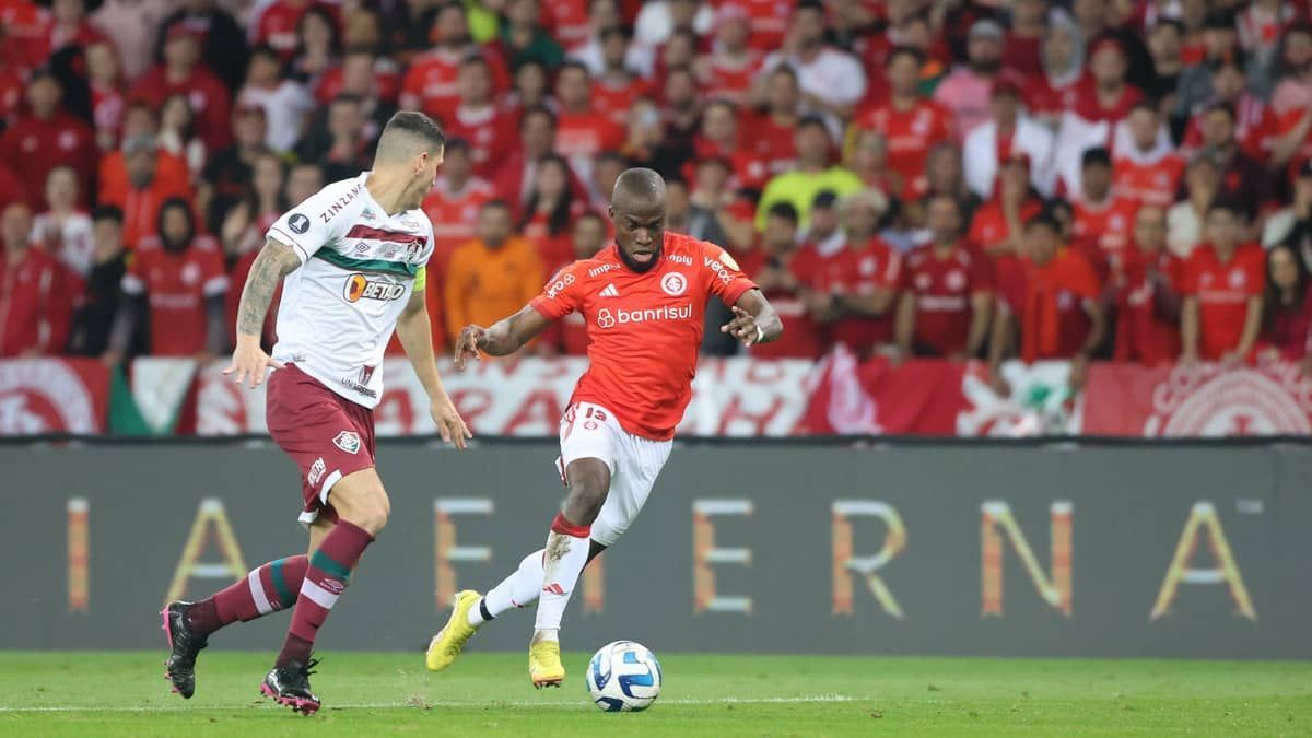 Inter se posiciona após Enner Valencia sofrer racismo