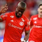 Valencia fez quatro dos seis gols do Internacional nos mata-matas da Libertadores
