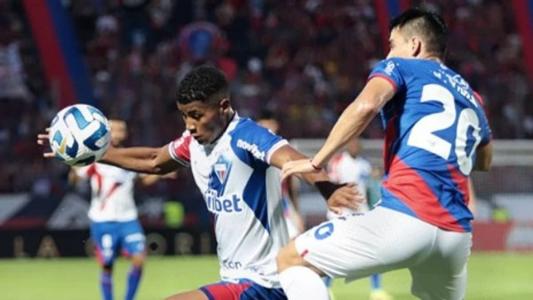Equipe brasileira voltou a perder para o Cerro e deu adeus à Libertadores