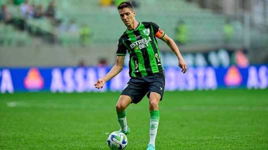 Equipe chegou ao sexto jogo sem vitória