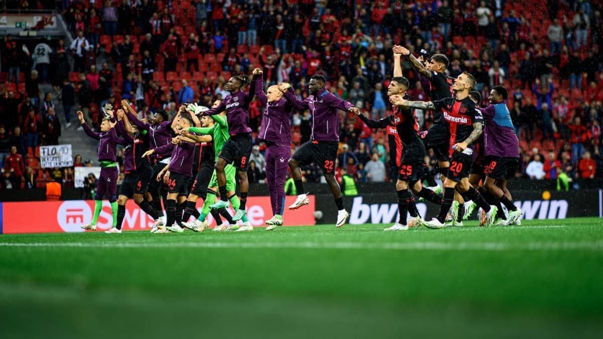 Bayer Leverkusen atropela Häcken na estreia da Europa League