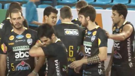 Equipe do interior venceu partida por 3 a 2 neste sábado (2)