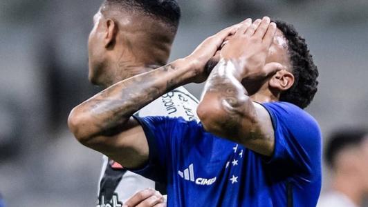 Equipe falhou em virar jogo mais uma vez na temporada