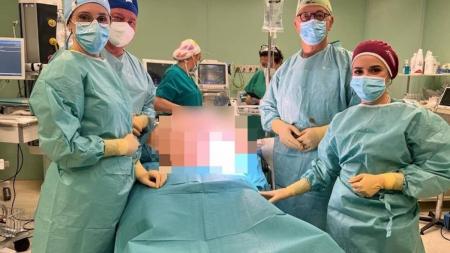 Equipe médica divulgou imagem após procedimento