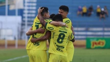 Equipe paulista venceu jogo por 2 a 0