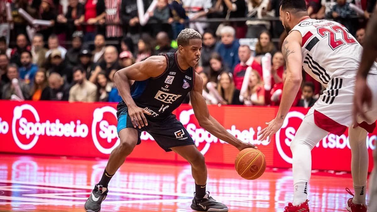 NBB: Franca bate São Paulo fora de casa e empata série decisiva
