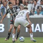 Atlético busca ampliar sequência invicta contra Santos pelo Brasileirão
