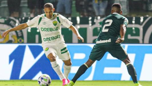 Equipes se enfrentam, neste sábado (21), com objetivos diferentes