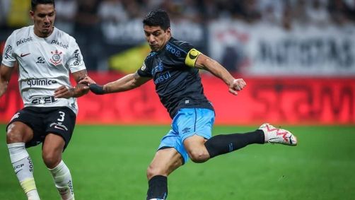 Equipes se enfrentam às 16h (de Brasília) neste domingo (12)