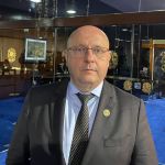 Ex-advogado do goleiro Bruno pede ao presidente do Senado apoio na aprovação de lei que extingue multa contra categoria