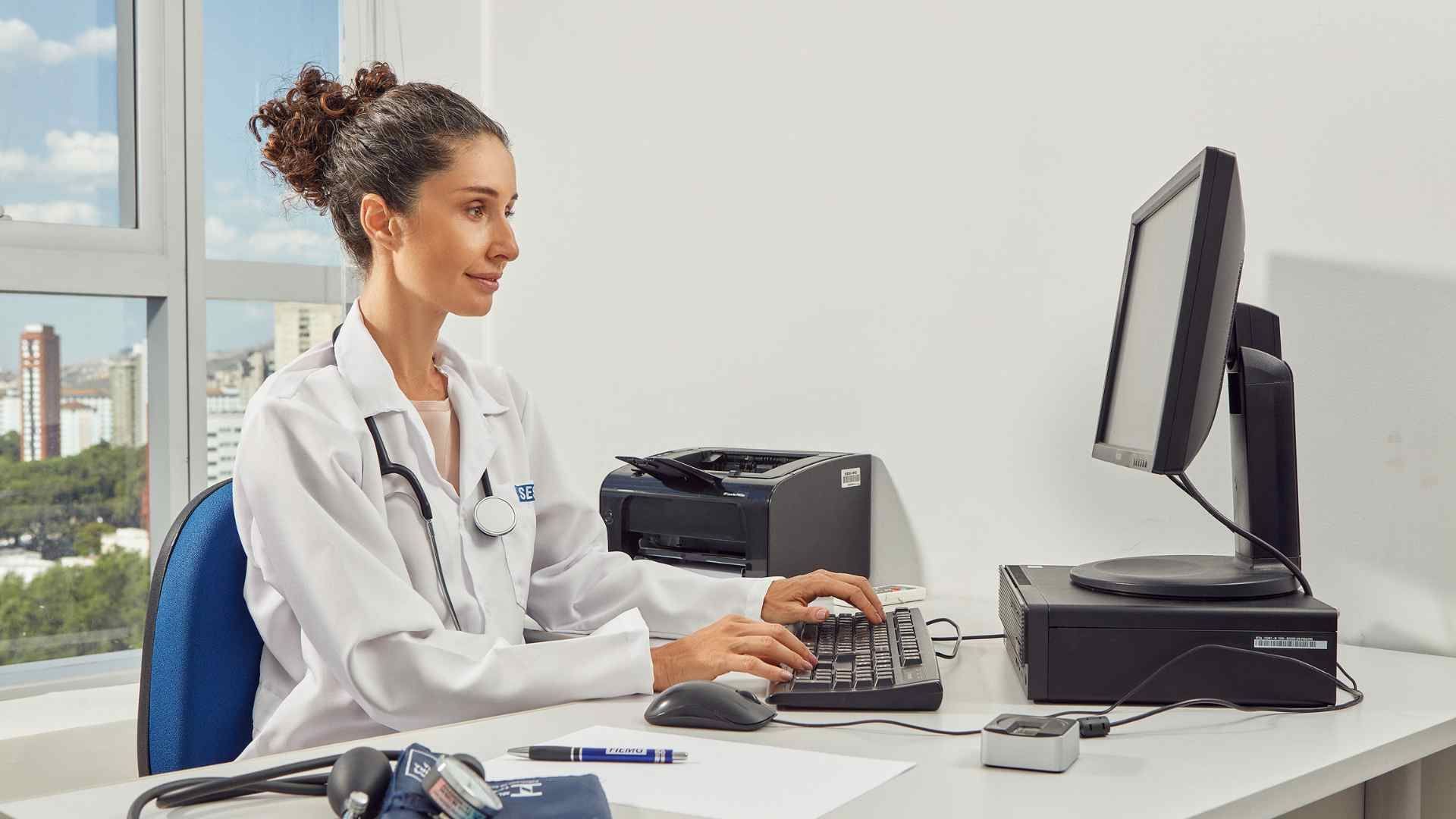 Ergonomia no escritório: norma da ABNT mostra como softwares podem ser mais amigáveis