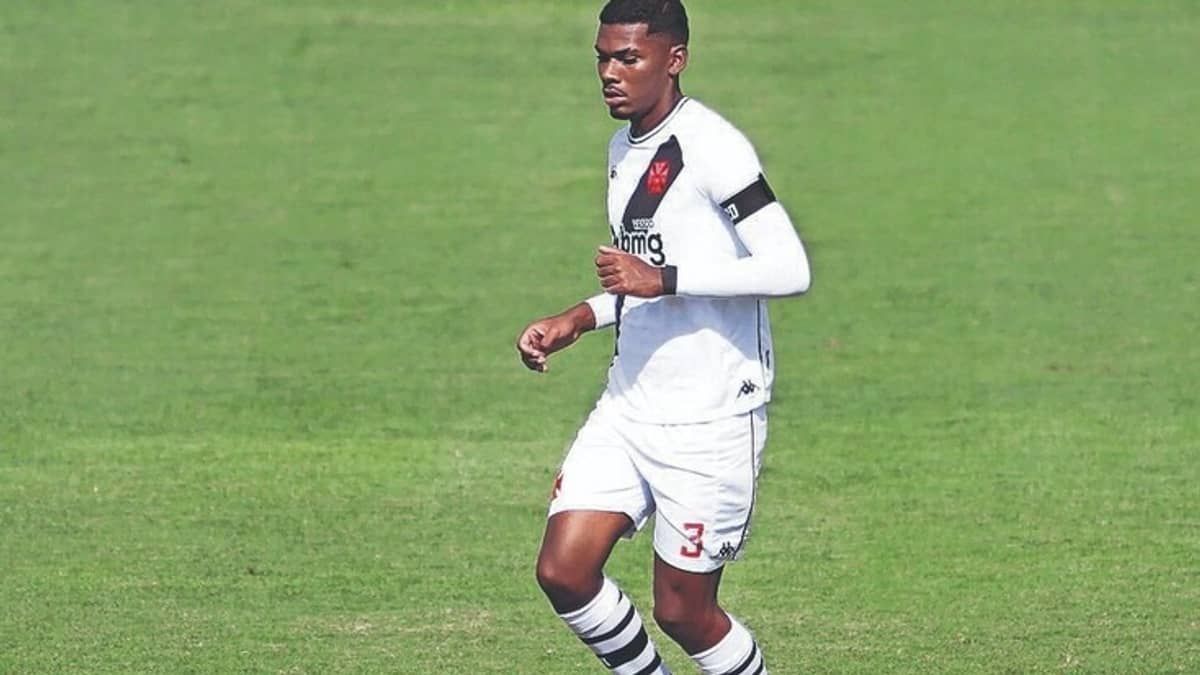 Joia da base do Vasco tem negociação avançada com o Porto