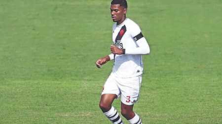 Eric Pimentel pode estar fechando com o Porto-POR