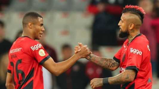 Erick e Vidal, do Athletico