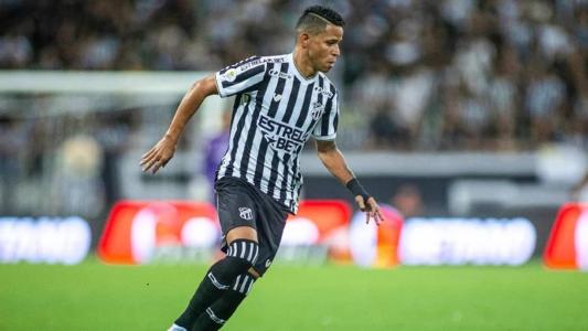 Erick em ação na Arena Castelão contra o Ituano, nesta sexta-feira