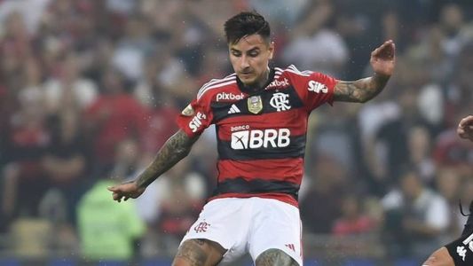 Erick Pulgar marcou um golaço na vitória do Flamengo sobre o Vasco