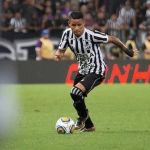 São Paulo assina com Erick, mas Ceará não topa liberar o atacante agora