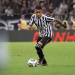 São Paulo assina com Erick, mas Ceará não topa liberar o atacante agora