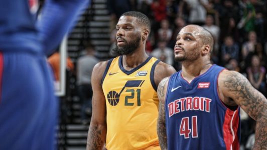 Erik McCree em ação pelo Utah Jazz contra o Detroit Pistons em jogo da NBA em 13 de março de 2018