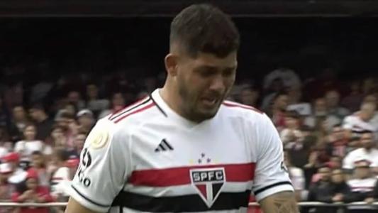 Erison deixou o gramado do Morumbi chorando