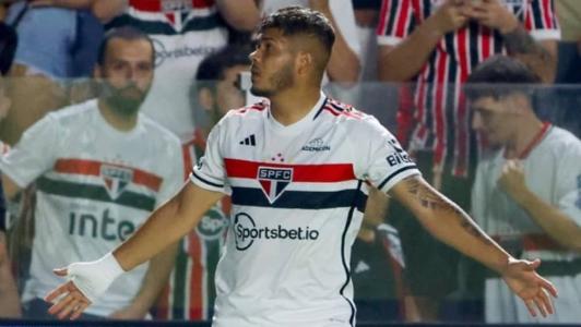 Erison quebra jejum, dá vitória ao São Paulo e ajuda Botafogo, dono de seus direitos