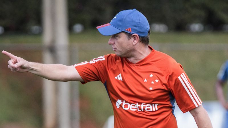 Escalação do Cruzeiro: estreante, Seabra repete time de Larcamón