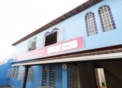 Aulas são destinadas para crianças entre 8 e 13 anos