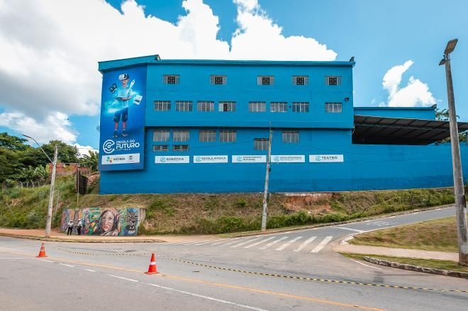 Prefeito de Ipatinga anuncia interrupção das atividades no prédio da Escola do Futuro