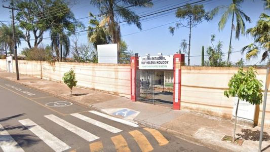 Escola fica em Cambé, no norte do Paraná