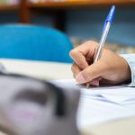 Ensino municipal de JF contará com psicólogo e assistente social, diz MPMG