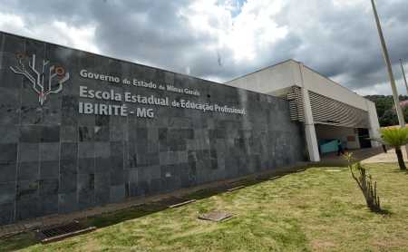 Escola Técnica Sandoval Soares de Azevedo, em Ibirité