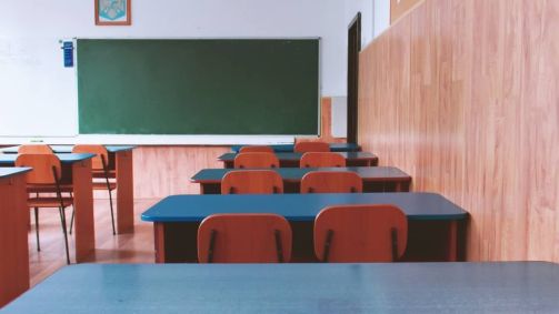 Escolas particulares são obrigadas a repor aulas perdidas durante greve dos professores