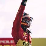 Sainz supera Verstappen em Monza e garante pole para Ferrari