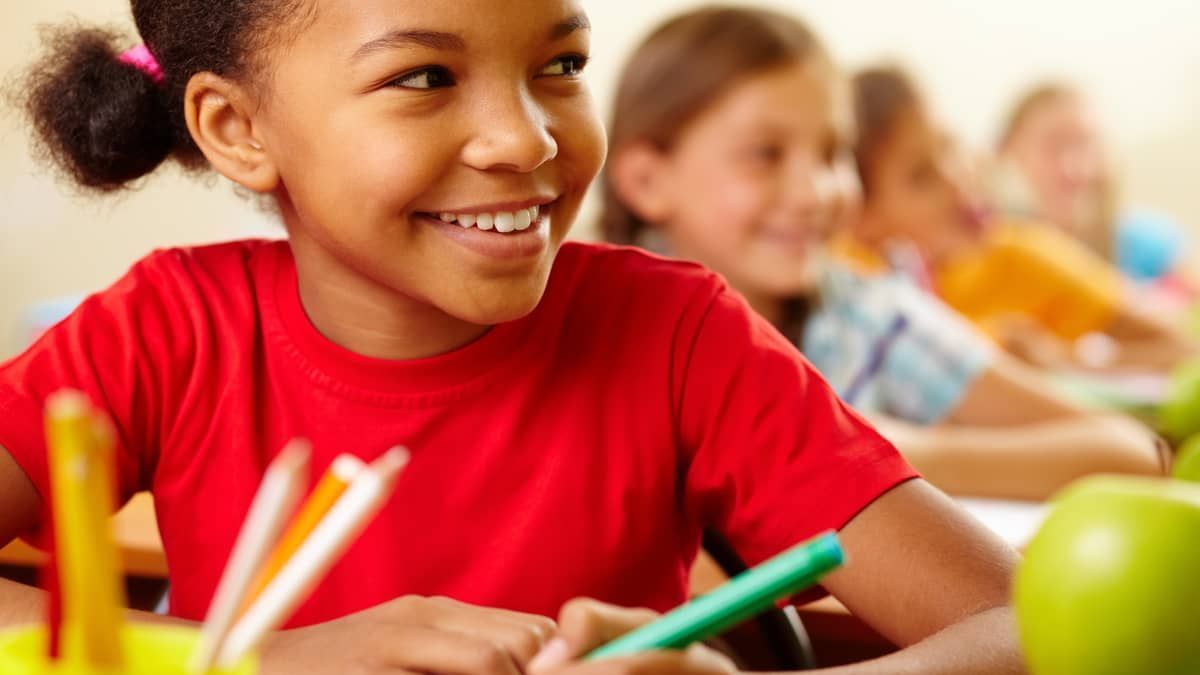 Crescem casos de ataques em escolas: especialistas dizem o que fazer