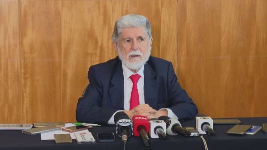 Esperamos retirada de brasileiros de Gaza via Egito neste sábado (14), diz Celso Amorim à CNN