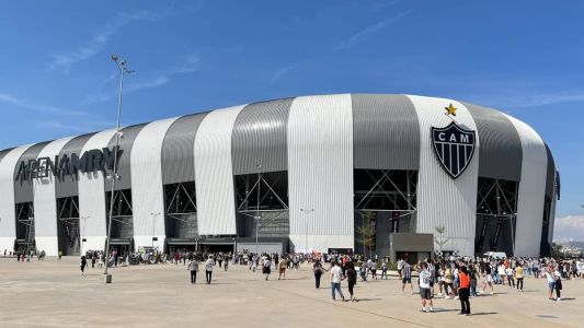 Esplanada da Arena MRV, em Belo Horizonte, neste domingo (16)