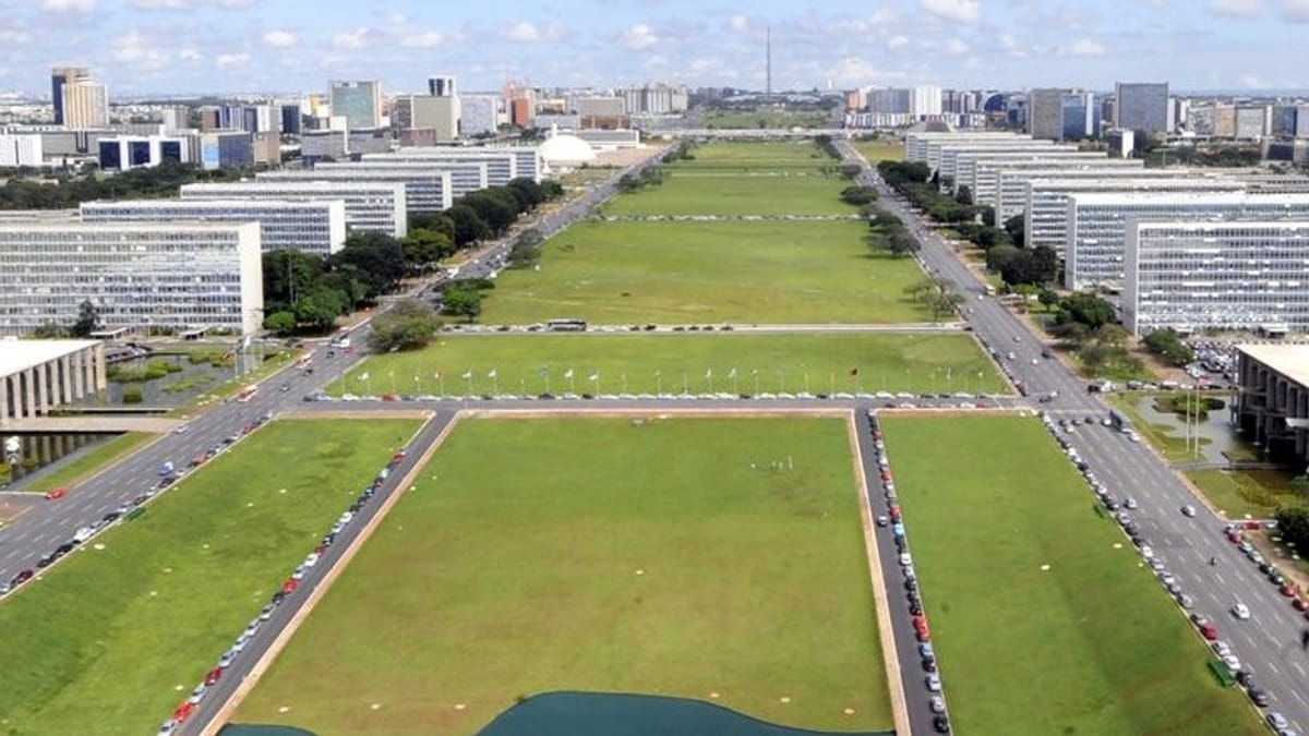 Governo irá detalhar ministérios atingidos pelo corte R$ 15 bi no próximo dia 30