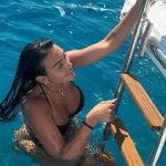 Georgina, esposa de Cristiano Ronaldo, exibe corpão em iate; veja fotos