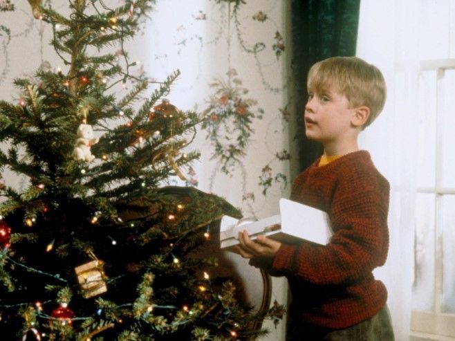 Conheça 12 filmes e séries de Natal disponíveis no Disney+ e Star+